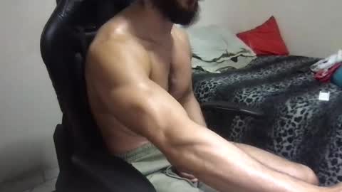 Snapshot of god_hunkules chatting on 16, 2, 2025 god hunkules online show from 16, 2, 2025