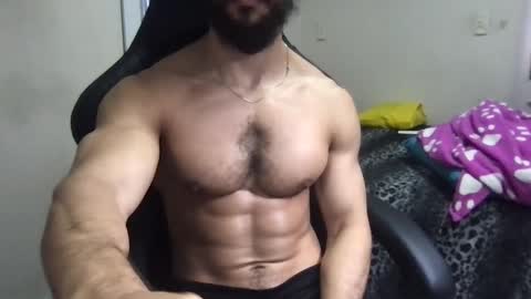 Snapshot of god_hunkules chatting on 18, 2, 2025 god hunkules online show from 18, 2, 2025