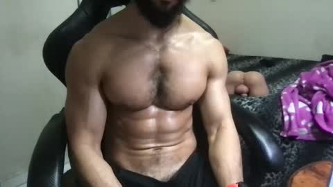 Snapshot of god_hunkules chatting on 24, 2, 2025 god hunkules online show from 24, 2, 2025