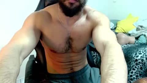 Snapshot of god_hunkules chatting on 11, 11, 2025 god hunkules online show from 11, 11, 2025