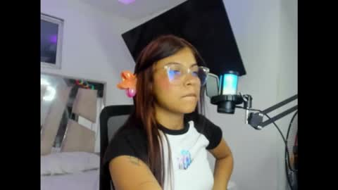 Snapshot of goddes_any chatting on 2, 11, 2025 goddes_any online show from 2, 11, 2025