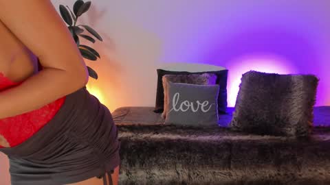 Elena online show from 6, 12, 2024