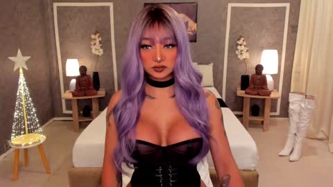 Snapshot of goddess_dione chatting on 9, 12, 2024 Goddess Dione online show from 9, 12, 2024