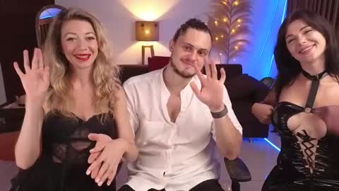 Snapshot of goddess_marylin chatting on 29, 1, 2025   330 UTC2 girls   online show from 29, 1, 2025