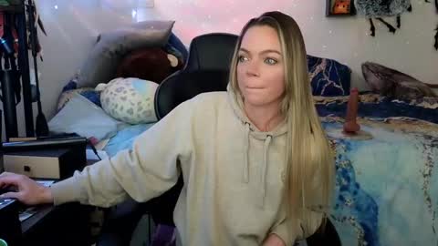 Snapshot of goddess_of_mars chatting on 27, 2, 2025 Patricia Mars Goddess of Mars twitter thegoddessmindy online show from 27, 2, 2025