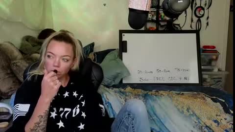 Snapshot of goddess_of_mars chatting on 11, 9, 2025 Patricia Mars Goddess of Mars twitter thegoddessmindy online show from 11, 9, 2025