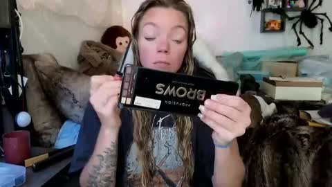 Snapshot of goddess_of_mars chatting on 14, 10, 2025 Patricia Mars Goddess of Mars twitter thegoddessmindy online show from 14, 10, 2025