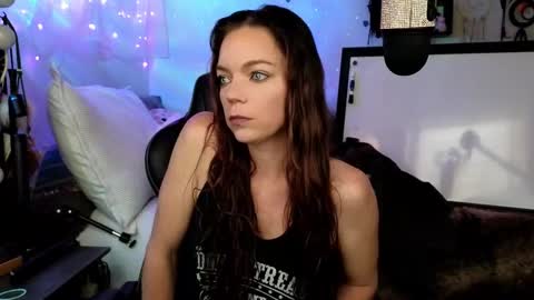 Snapshot of goddess_of_mars chatting on 16, 3, 2026 Patricia Mars Goddess of Mars twitter thegoddessmindy online show from 16, 3, 2026