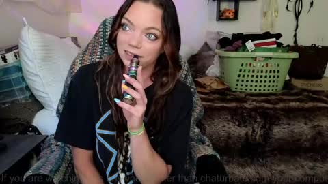 Snapshot of goddess_of_mars chatting on 21, 4, 2026 Patricia Mars Goddess of Mars twitter thegoddessmindy online show from 21, 4, 2026