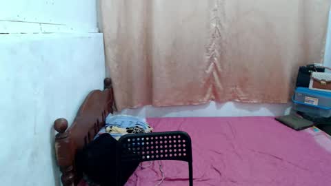 Snapshot of goddess_queen25 chatting on 22, 2, 2026 goddess_queen25 online show from 22, 2, 2026