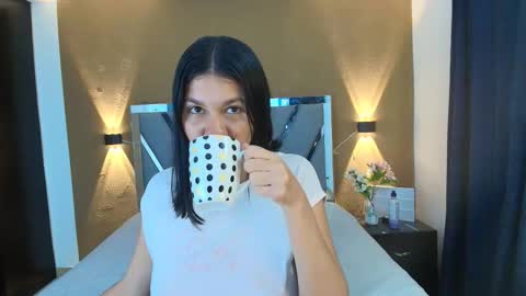 Snapshot of goddess_saori chatting on 5, 4, 2026 Saori online show from 5, 4, 2026