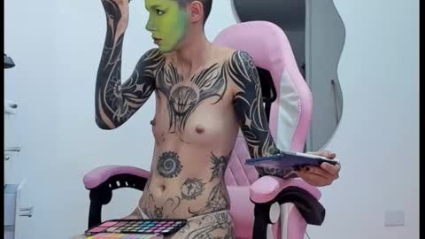 vee online show from 31, 10, 2025