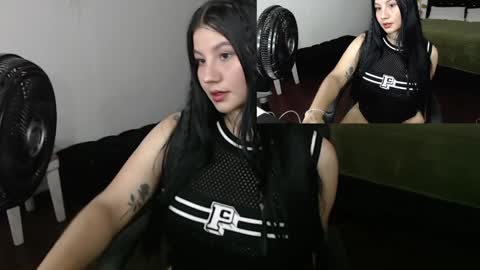 Snapshot of goddessariel22 chatting on 30, 1, 2025 Angelina online show from 30, 1, 2025