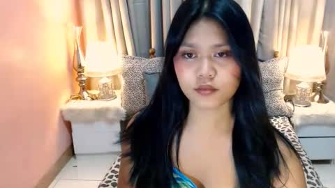 Snapshot of goddessbeyonce chatting on 19, 4, 2026 goddessbeyonce online show from 19, 4, 2026