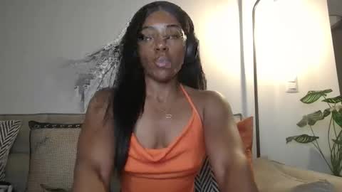Snapshot of goddessblackk chatting on 5, 4, 2026 Miss Raven Black online show from 5, 4, 2026