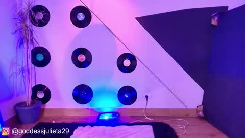 Julieta online show from 18, 3, 2026