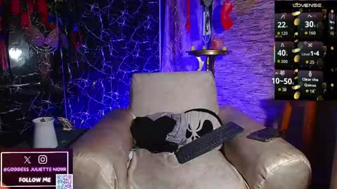 Snapshot of goddessjuliettenoiir chatting on 1, 6, 2026 Goddes Juliette Noiir online show from 1, 6, 2026