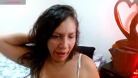 Snapshot of goddessnahi chatting on 15, 12, 2024 Naih Reyes online show from 15, 12, 2024