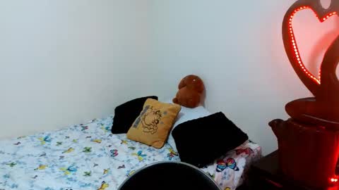 Snapshot of goddessnahi chatting on 16, 12, 2024 Naih Reyes online show from 16, 12, 2024