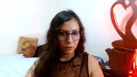 Snapshot of goddessnahi chatting on 19, 12, 2024 Naih Reyes online show from 19, 12, 2024