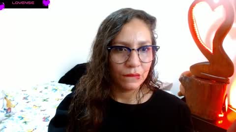 Snapshot of goddessnahi chatting on 28, 12, 2024 Naih Reyes online show from 28, 12, 2024