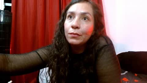 Snapshot of goddessnahi chatting on 17, 2, 2025 Naih Reyes online show from 17, 2, 2025