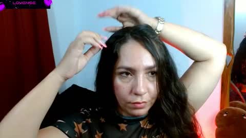 Snapshot of goddessnahi chatting on 25, 2, 2025 Naih Reyes online show from 25, 2, 2025