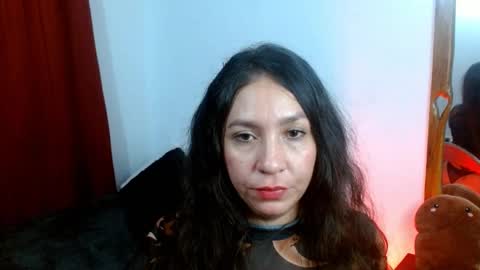 Snapshot of goddessnahi chatting on 25, 2, 2025 Naih Reyes online show from 25, 2, 2025