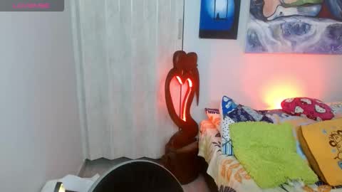 Snapshot of goddessnahi chatting on 17, 10, 2025 Naih Reyes online show from 17, 10, 2025