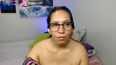 Snapshot of goddessnahi chatting on 18, 11, 2025 Naih Reyes online show from 18, 11, 2025