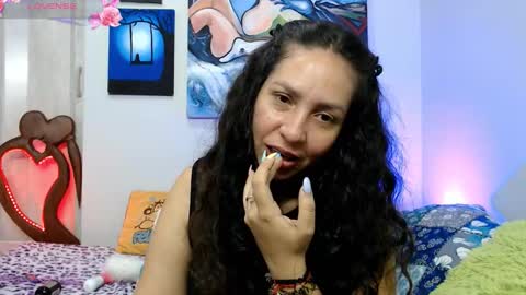 Snapshot of goddessnahi chatting on 1, 12, 2025 Naih Reyes online show from 1, 12, 2025