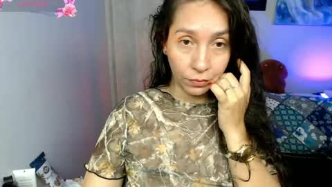 Snapshot of goddessnahi chatting on 23, 4, 2026 Naih Reyes online show from 23, 4, 2026