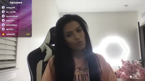 Snapshot of goddessreyna chatting on 24, 6, 2026 Goddess Reyna online show from 24, 6, 2026