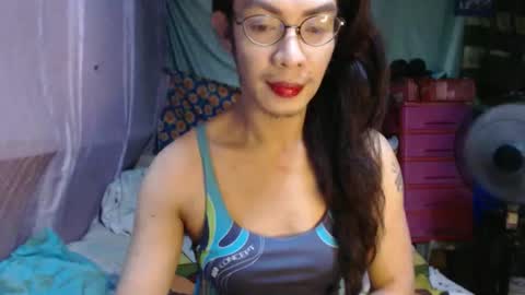 Snapshot of goddesssonyaxxx chatting on 10, 9, 2025 KENNY DOLL online show from 10, 9, 2025