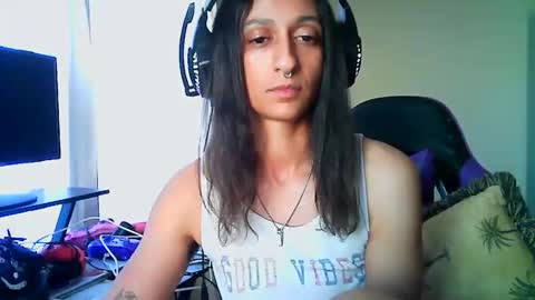 goddessvikkii online show from 4, 2, 2026