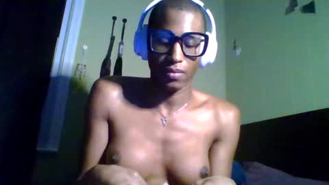 Snapshot of goddexx_kii chatting on 14, 3, 2026 goddexx_kii online show from 14, 3, 2026