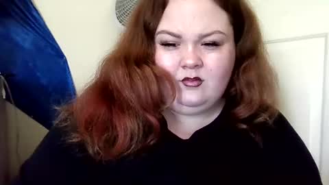 godessisabella online show from 10, 3, 2025