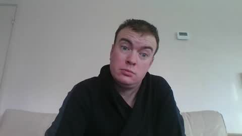 Snapshot of gogo12104 chatting on 4, 1, 2025 jme online show from 4, 1, 2025