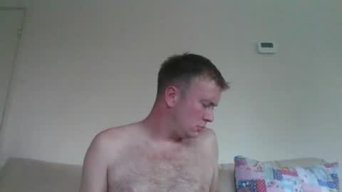 Snapshot of gogo12104 chatting on 9, 9, 2025 jme online show from 9, 9, 2025