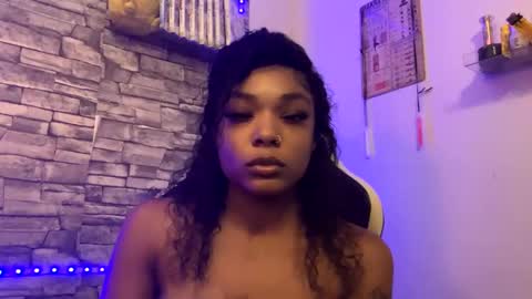 Snapshot of goldamethyst98 chatting on 18, 9, 2025 Amethyst online show from 18, 9, 2025