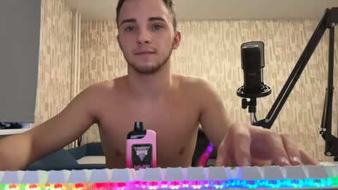 Golden boyyy21 online show from 20, 2, 2025