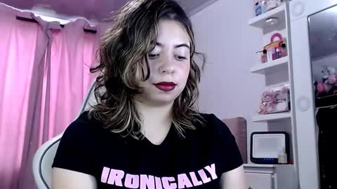 Snapshot of golden_gingerkitty chatting on 24, 2, 2026 golden_gingerkitty online show from 24, 2, 2026