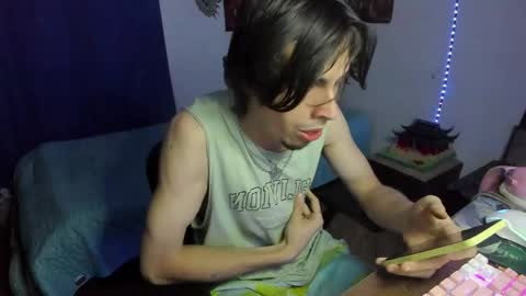 Snapshot of golden_ryan chatting on 27, 4, 2026 Jmmmm online show from 27, 4, 2026