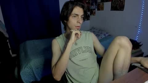 Snapshot of golden_ryan chatting on 5, 5, 2026 Jmmmm online show from 5, 5, 2026