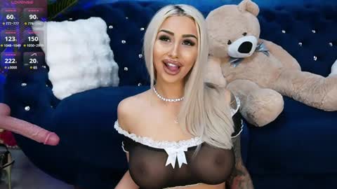 Snapshot of goldenamberx chatting on 12, 1, 2025 GoldenAmberX online show from 12, 1, 2025