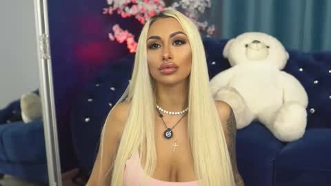 Snapshot of goldenamberx chatting on 15, 9, 2025 GoldenAmberX online show from 15, 9, 2025