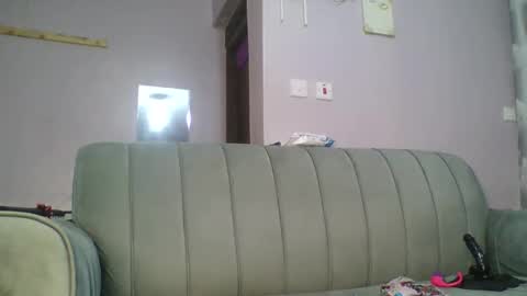 Snapshot of goldencurves_bunny chatting on 14, 3, 2026 Bella online show from 14, 3, 2026