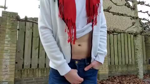   online show from 22, 12, 2025