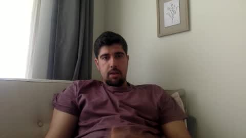 Golden-Glove online show from 12, 5, 2026
