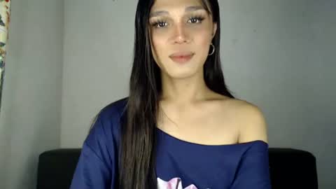 Lily is Gold online show from 17, 7, 2026